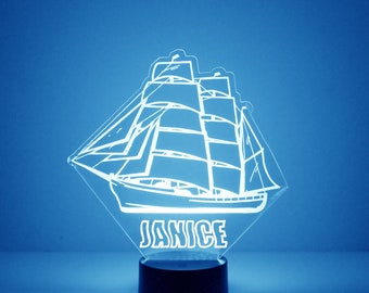 Lampada 3D LED A Forma Di Barca A Vela – Illusione Ottica Con Telecomando E 16 Colori – Regalo Per Bambini