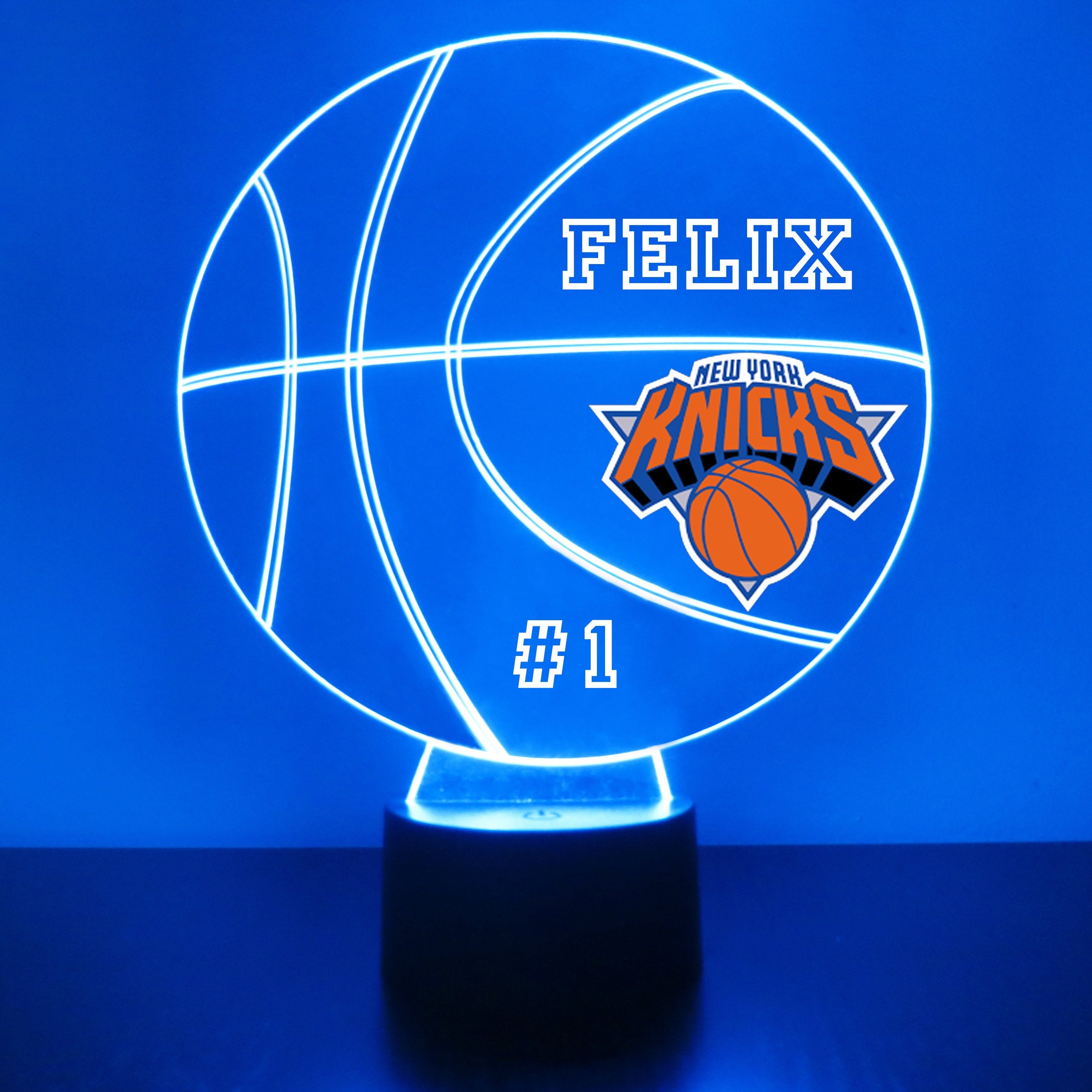 New York Knicks, led-basketbalsportventilatorlamp, op maat gemaakt nachtlampje, gratis gepersonaliseerd, 16 kleurenoptie, met gelicentieerde sticker