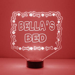 Dog Acrylic Light Up, Luz personalizada gravada, Personalizada grátis, 16 opções de cores, com controle remoto, Decoração de casa com tema de cachorro, Luz noturna para filhotes