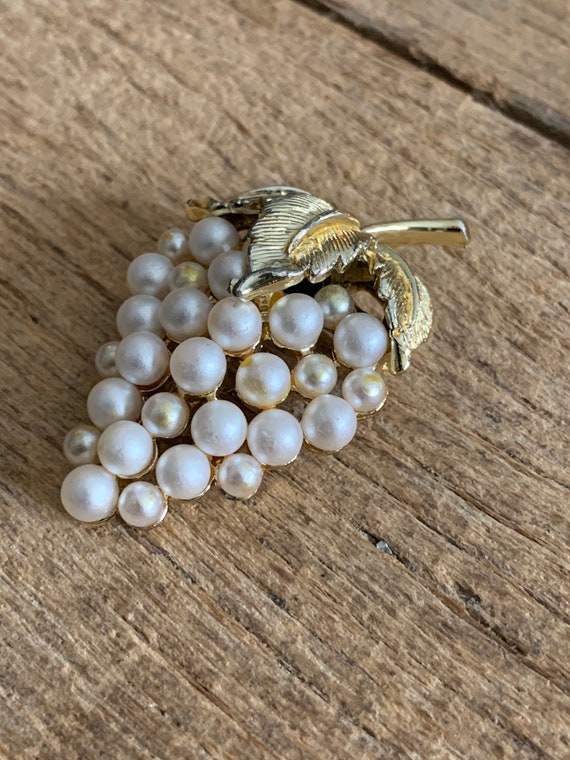 Antique brass pearl pin - image 2