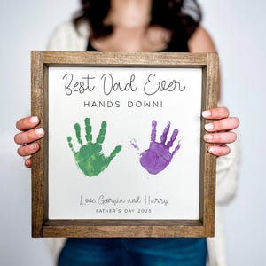 Father&#39;s Day handprint craft sign, fathers day gifts from kids, best dad ever hands down sign, DIY personalized handprint sign from kids