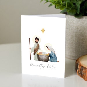 Aquarell Krippe, druckbare Karte, Weihnachtskarte, Feiertagsgrußkarte, Heilige Familie, Krippenkarte, sofortiger Download, lassen Sie uns ihn anbeten