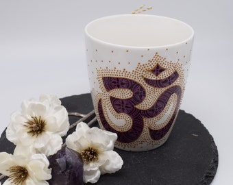 Tasse/Mug « OM » - tasse à café/thé peinte à la main - porcelaine, dot painting, dotting, Om, yoga, méditation, cérémonie du cacao, cadeau