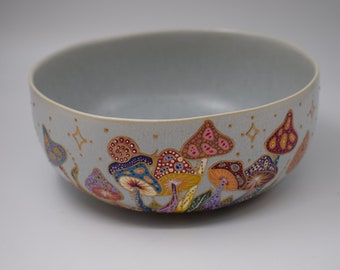 Schale/ Bowl "Pilz", grau, Keramik, handbemalt mit Pilzen, Punktmalerei, bunt, gold, Märchenwald, Waldzauber, Wunderland, psychedelisch