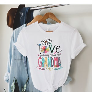 I Love Being Called Grandma Shirt Mother&#39;s Day Gift Grandma Gift Mimi Tee Flower T-shirt Nana Tshirt Mama Top Gigi gift From Grandchildren