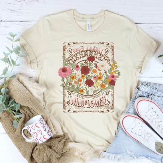 Wildflower Shirt Grow Freely Widlflower Vintage Flower T Shirt Botanical Shirt Cottagecore T-Shirt Botanical Aesthetic Tee Floral Print Top