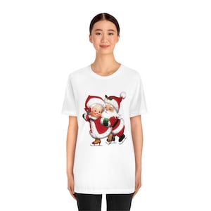 Vintage Santa Claus Skating with Mrs Claus Christmas Shirt Retro Santa Holiday T-Shirt Womens Christmas Tee Cute T Shirt Graphic Holiday Tee image 3