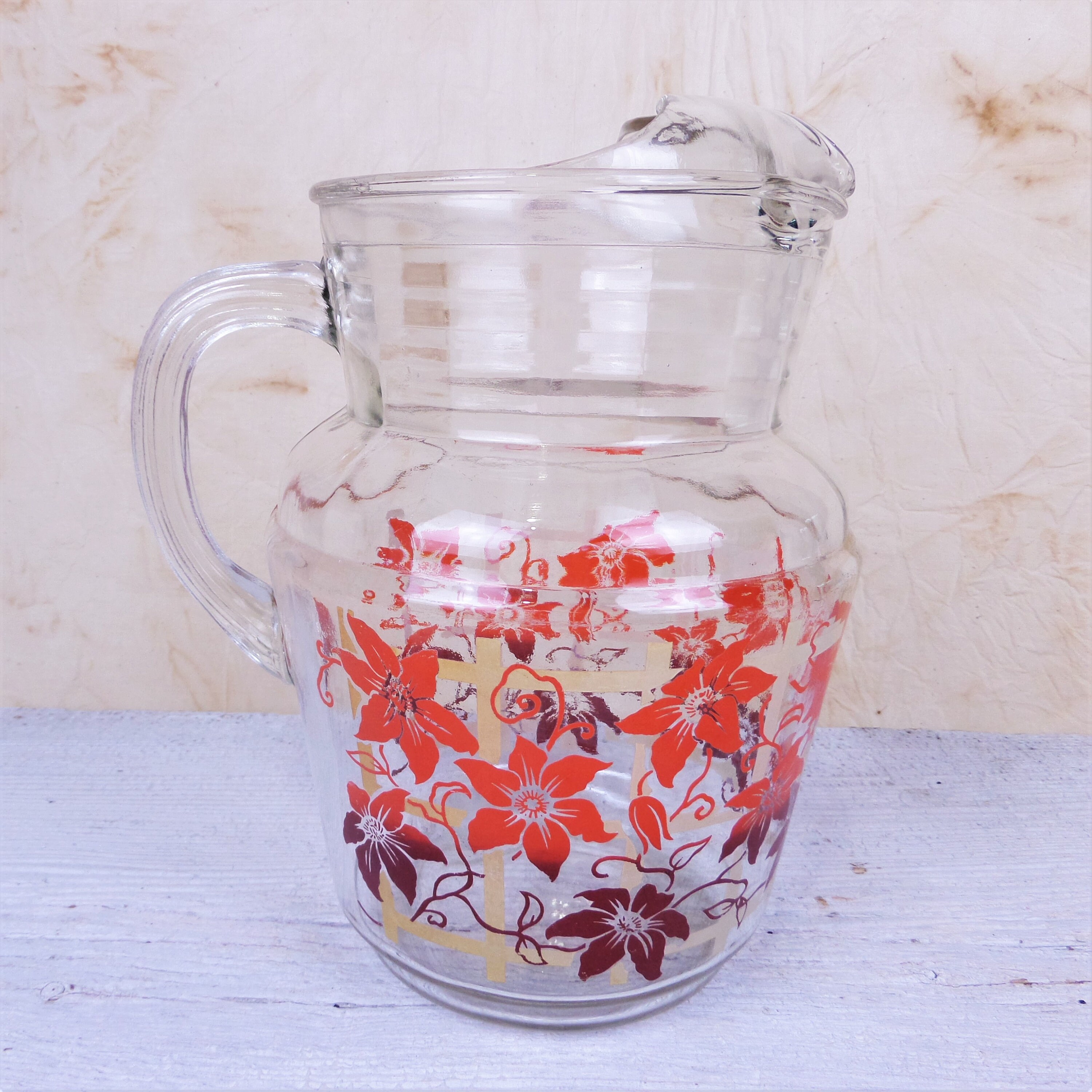 SMIRLY Glass Pitcher with Lid and Spout: Glass Water Pitcher with