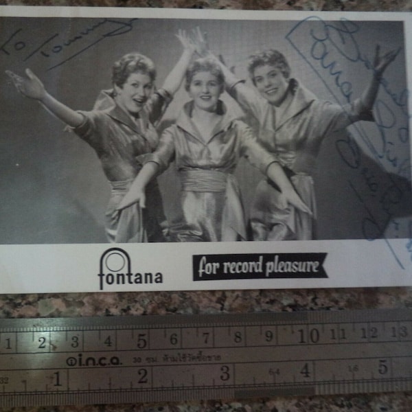 THE LANA SISTERS (rare early Dusty Springfield) Autographed Publicity Card late 1950s