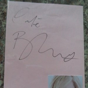 CATE BLANCHETT Autograph, hand signed on album page