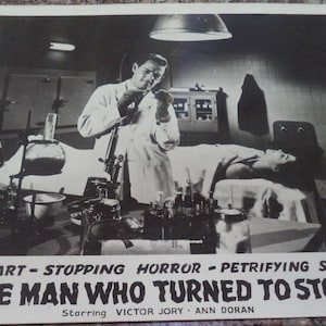 The Man Who Turned To Stone (1957) Zeldzame Britse lobbykaart Victor Jory