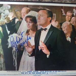 ROBERT VAUGHN (1932 – 2016) Handtekening, handgetekende lobbykaart "The Spy with the Green Hat" Man van UNCLE Napoleon Solo