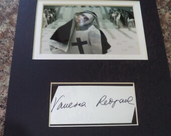 VANESSA REDGRAVE Mounted Autograph Display, hand signed, was in "The Devils" (1971)
