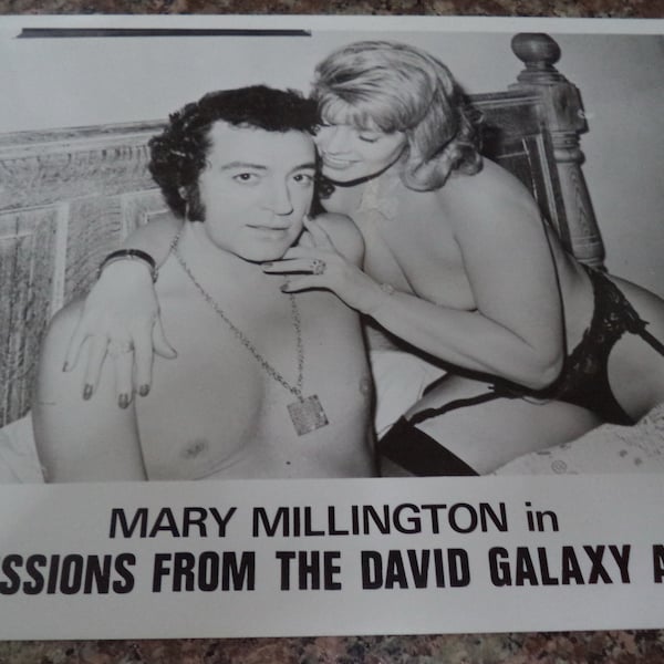 Confesiones del caso David Galaxy (1979) Escasa tarjeta de lobby inglesa MARY MILLINGTON