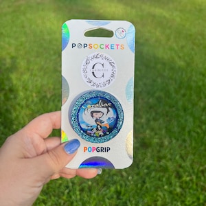 Caroline Phone Grip Shaker Swappable, Badge Holder & Keychain