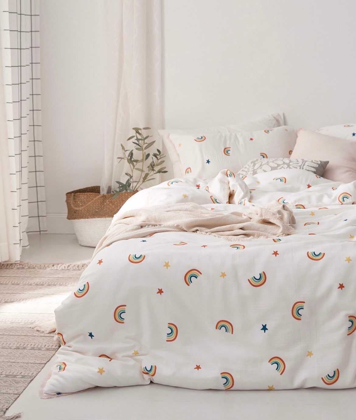 White cot clearance bed duvet cover