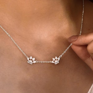 Paw Print Name Necklace • Pet Lover Gift • Minimalist Paw Necklace • Pet Necklace • Cat Paw Necklace •Dog Paw Necklace• Memorial Loss