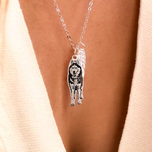Custom Pet Portrait Necklace • Pet Memorial Necklace • Dog Engraved Necklace, Cat Necklace•Gift For Pet Lover•Personalized Gifts for Pet Mom