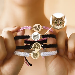 Custom Pet Portrait Charm Bracelet • Personalized Pet Portrait Bracelet • Engraved Cat Portrait • Gift for Loss of Pet • Pet Memorial Gift