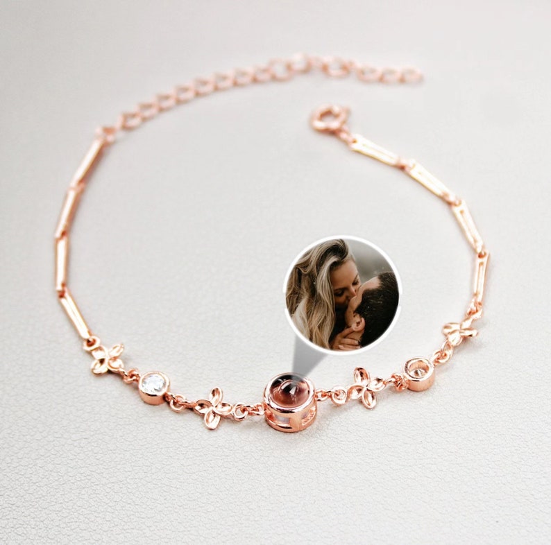 Brazalete con fotografía personalizada Brazalete de proyección Brazalete con imagen conmemorativa en el interior Regalo de cumpleaños o boda para un amigo Regalo personalizado para ella imagen 7