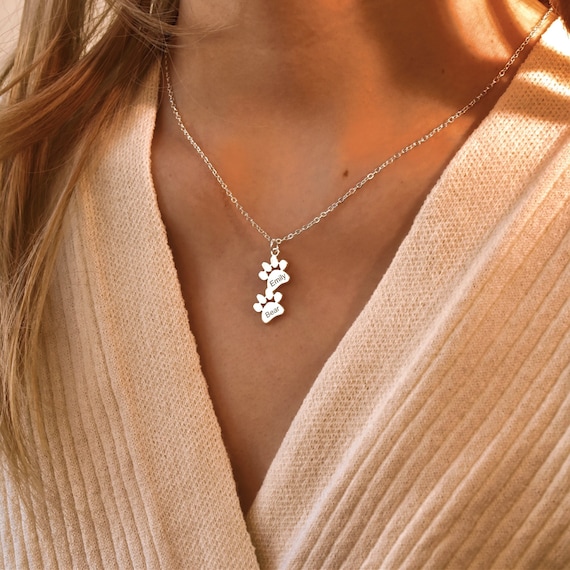 Paw Print Name Necklace • Pet Lover Gift • Minimalist Paw Necklace • Pet Necklace • Cat Paw Necklace •Dog Paw Necklace• Memorial Loss