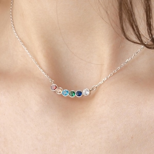 Collier de famille avec pierres de naissance en argent 925, cadeau de pierre de naissance, cadeau de Noël, cadeau de demoiselle d'honneur, cadeau pour maman, cadeau d'anniversaire, bijoux de pierre de naissance