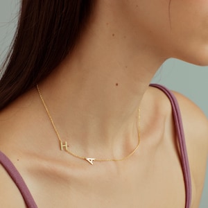 Collar con inicial delicada: colgante con letra lateral en oro macizo de 14 k