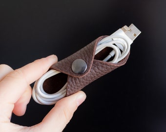 Customizable leather cable holder
