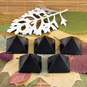 Polished 5 pieces Shungite Pyramids Kit | Natural surface | Authentic shungite stone made in Russia