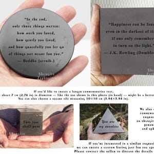 Colgante personalizable - Tamaño grande - 5 cm (2 pulgadas) - Hecho de auténtica roca de shungita - Piedra natural de fulereno - Regalo personalizado con texto imagen 6