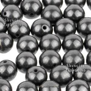 Korale szungitowe 25 szt. | Rozmiar 8 mm / 0,3 cala | Kształt okrągły | Naturalny czarny kamień szungitowy, koraliki szungitowe 8 mm z Karelii, Rosja