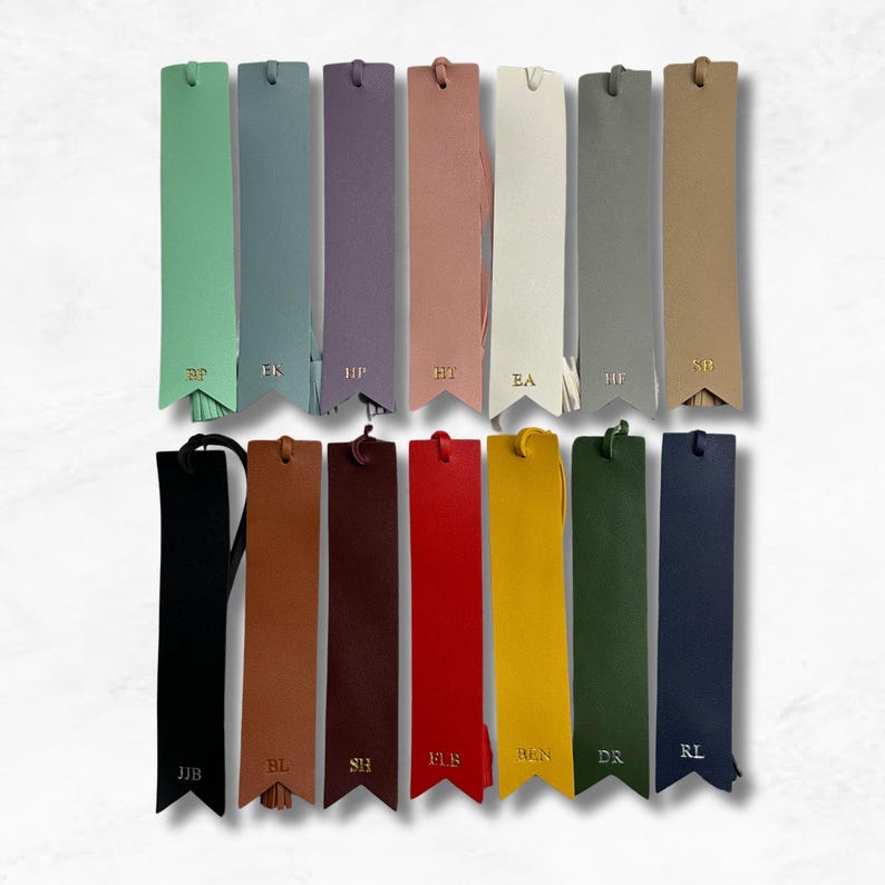 Personalisierte Quaste Lesezeichen, Vegan Leder Benutzerdefinierte Monogramm Initialen Geschenk für Leser, Buchliebhaber Bild 2