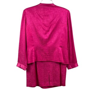 Adrianna Papell Hot Pink Two Piece 100% Silk Satin Buttons Skirt Suit Asian 10 Bild 3