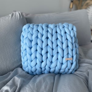Big knit pillow clearance