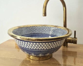 Antique Bathroom Sink - Brushed Brass Rim & Ceramic Sink
