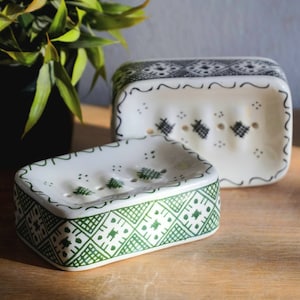 NULeaf™: Ceramic Self-Draining Soap Dish: Luxury Handmade Pottery for  Kitchen, Bathroom or Shower
