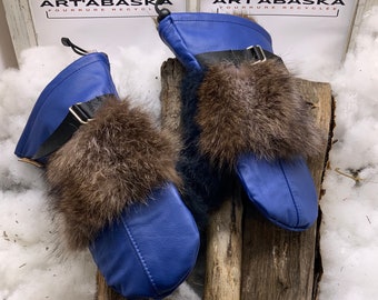 Clementine Medium Mittens – Premium Royal Blue & Red Leather, Recycled Raccoon & Opossum Furs, Handmade in Quebec