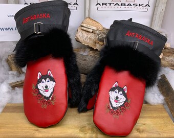 Recycled fur and leather mittens. Special Edition Les Liliane Sled Dogs. Size Large