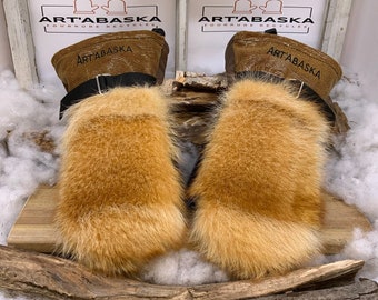Recycled fur and leather mittens, Les Lucienne. Size Large