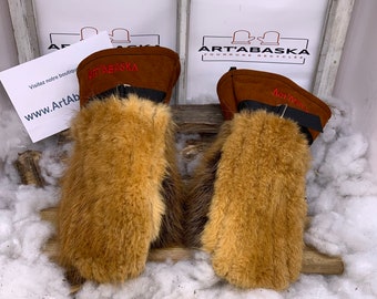 Léontine XL Mittens – Remodeled & Natural Castor, Rust-Brown Suede Leather, Red Embroidered Logo, Handmade, Unique Piece Quebec