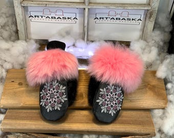 City mittens in recycled fur and leather, Les Anne-Marie Collection Ruban Rose Size Medium