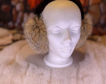 All-recycled fur earmuffs, recycled natural Coyote edition and shaved mink on the head Les Lise-Anne