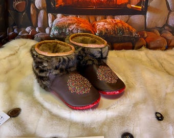 Les Madeleine 10 Women's Recycled Fur Indoor Moccasin
