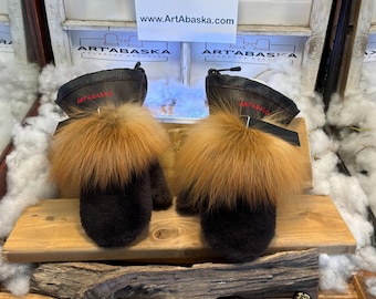 Suzanne Small mittens, recycled red fox fur at the wrist, dark brown sheepskin upper, Italian brown leather, washable vegan lining