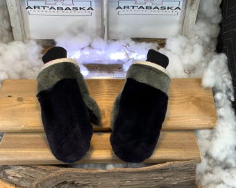 City mittens in recycled fur and leather, Les Eliane Collection Ruban Rose Size Medium