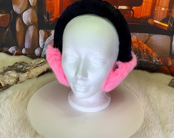 Earmuffs made entirely of recycled fur, Pink Rabbit edition