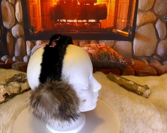 Earmuffs made entirely of recycled fur, Pink Ribbon Collection edition