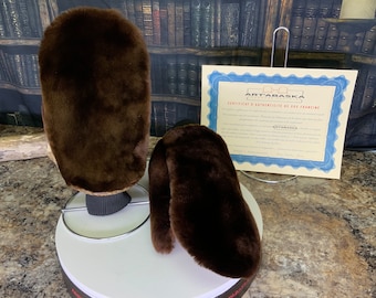 Recycled fur and leather mittens, short model Les Francine. Size Large