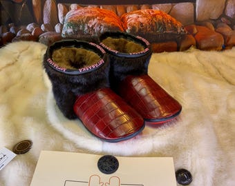Women's Recycled Fur Indoor Moccasin Les Est-elle 10