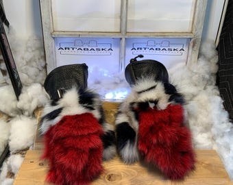Mittens made from recycled and reshaped fur and leather. Berthe Grandeur Large